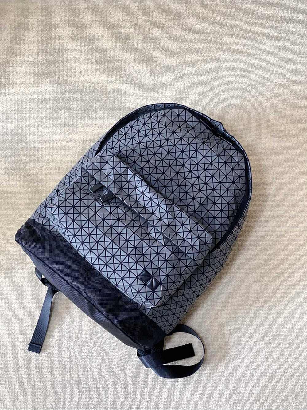 Issey Miyake Reflective Triangular-Panel Gray Backpack - Picture 5 of 9